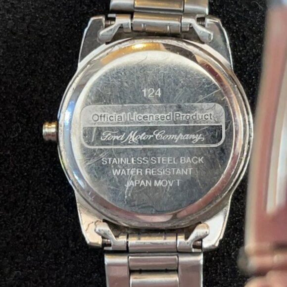 FORD MOTOR COMPANY | Women's Watch Stainless Steel Band-NEW Battery - Picture 6 of 12